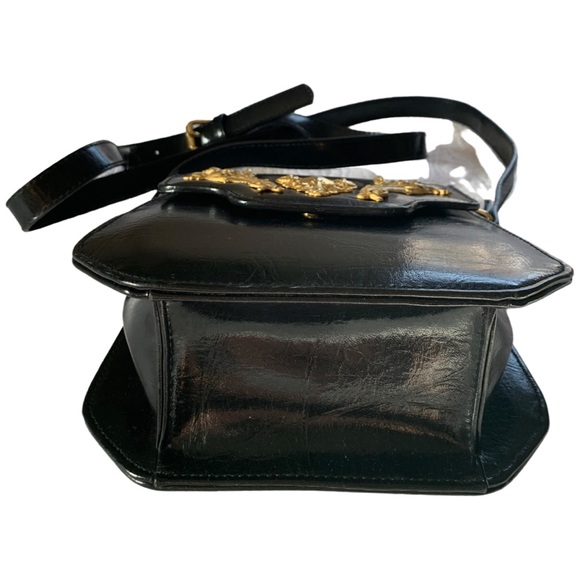 ✨Rare Vintage Black and Gold Embellished Crossbody✨ - Picture 4 of 8
